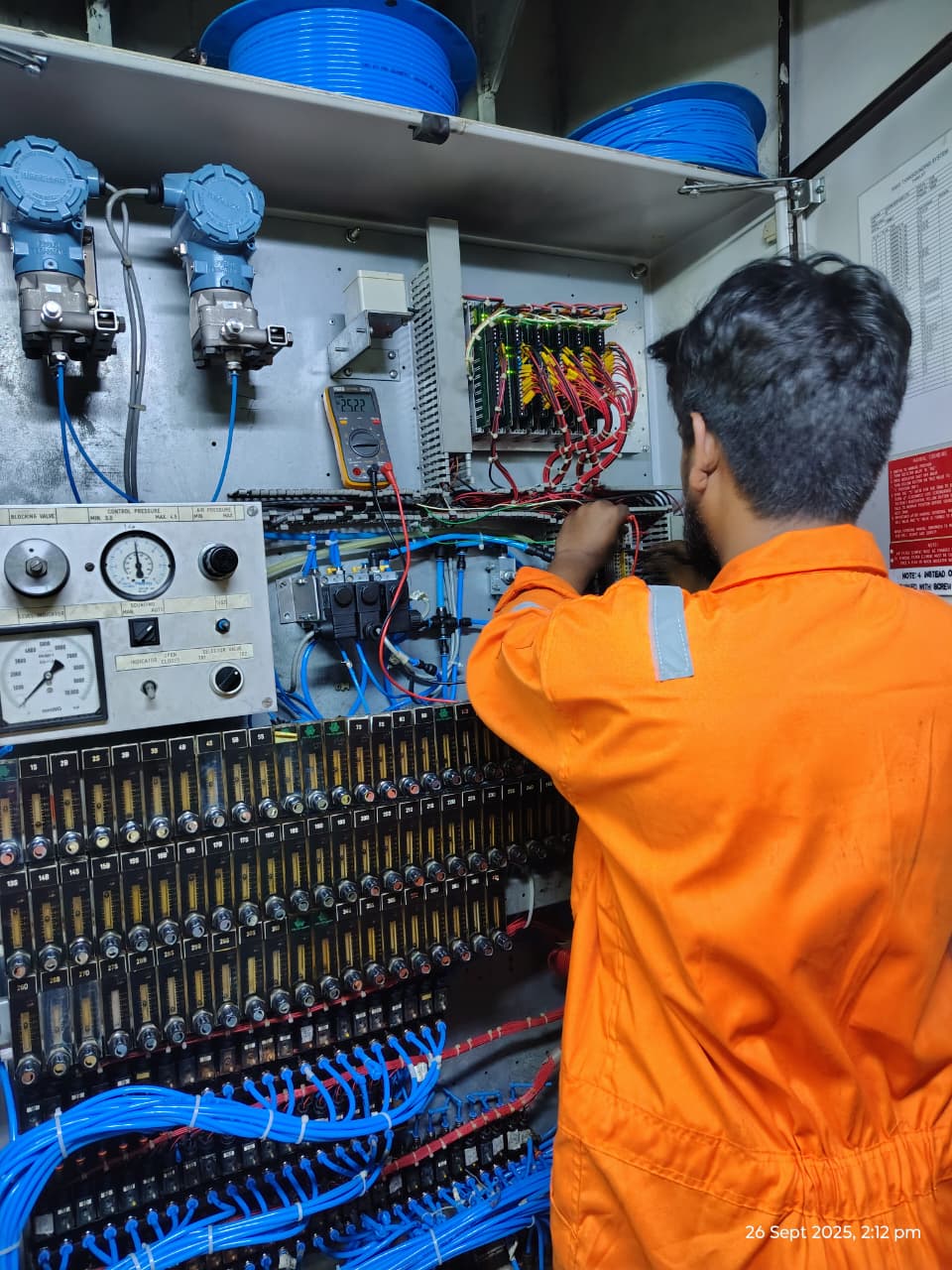 L.o. Pressure Control & Alarms